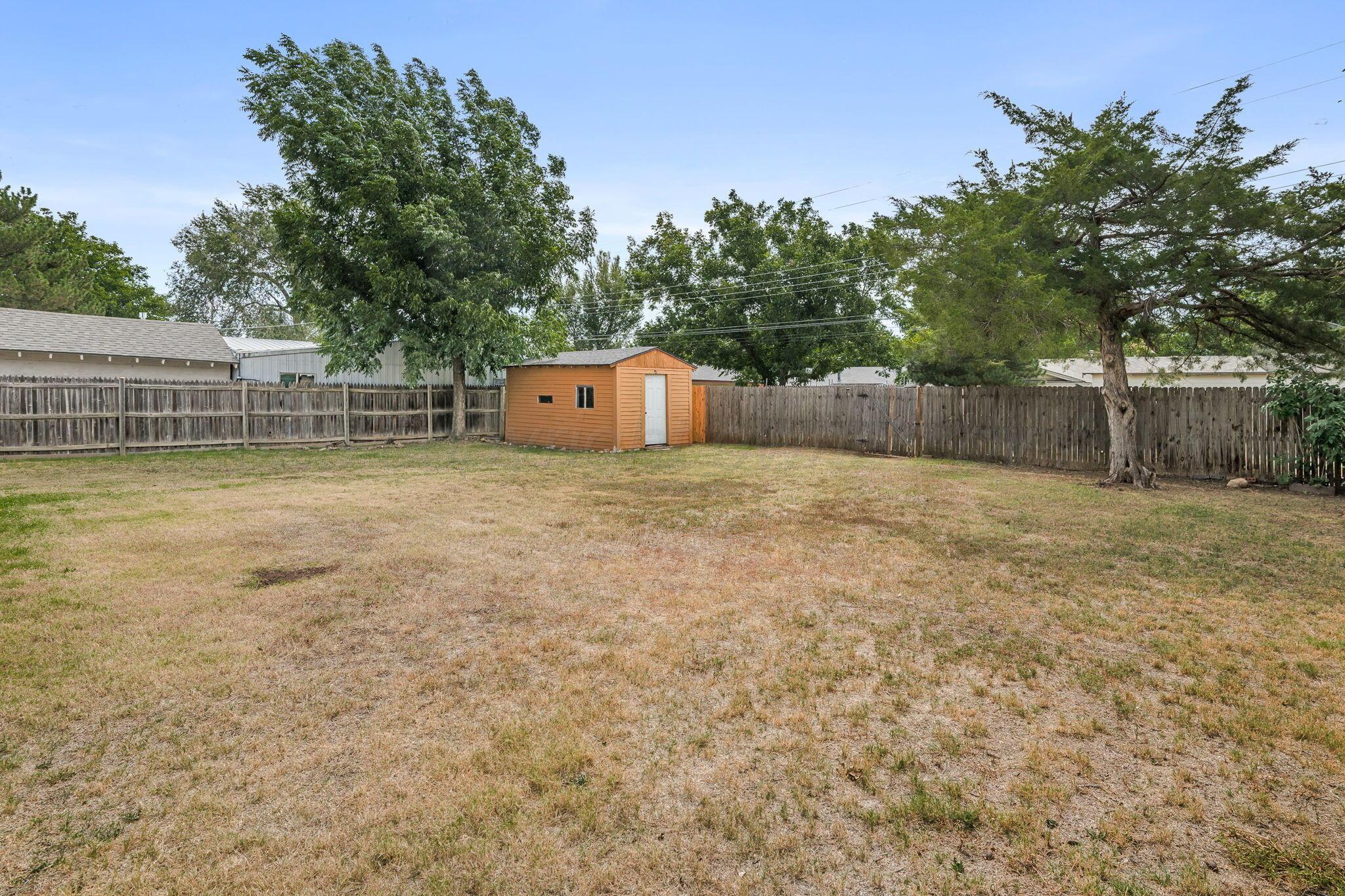 5507 Randolph Road Amarillo, TX 79106 - Photo 19 of 20 Backyard v2