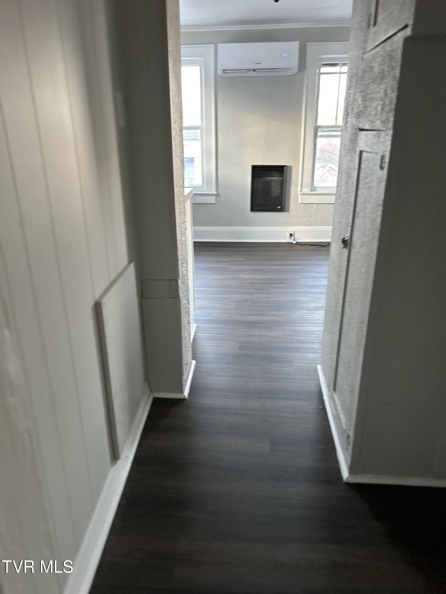 617 Taylor Street Bristol, TN 37620 - Photo 16 of 36 Taylor #1