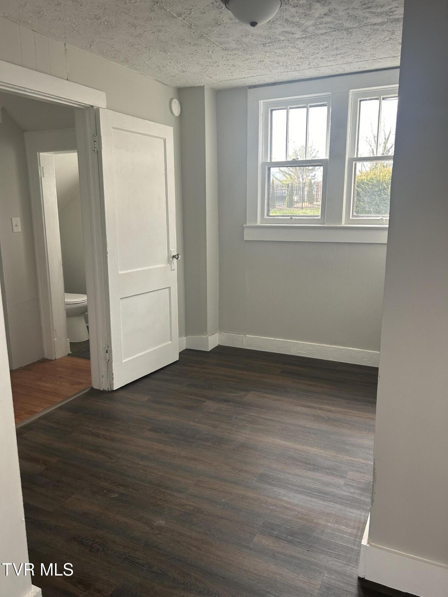 617 Taylor Street Bristol, TN 37620 - Photo 27 of 36 Taylor #2