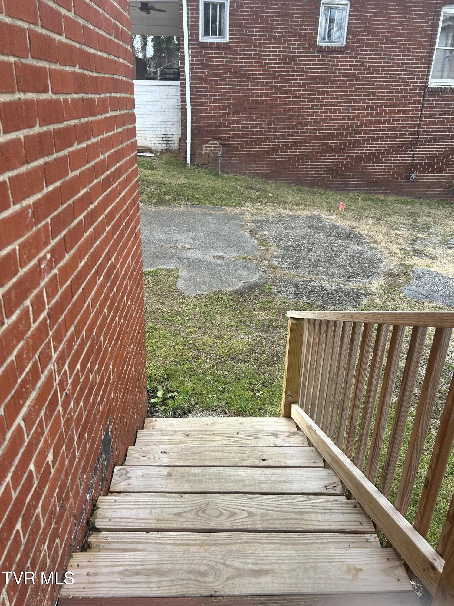 617 Taylor Street Bristol, TN 37620 - Photo 36 of 36 Taylor #2