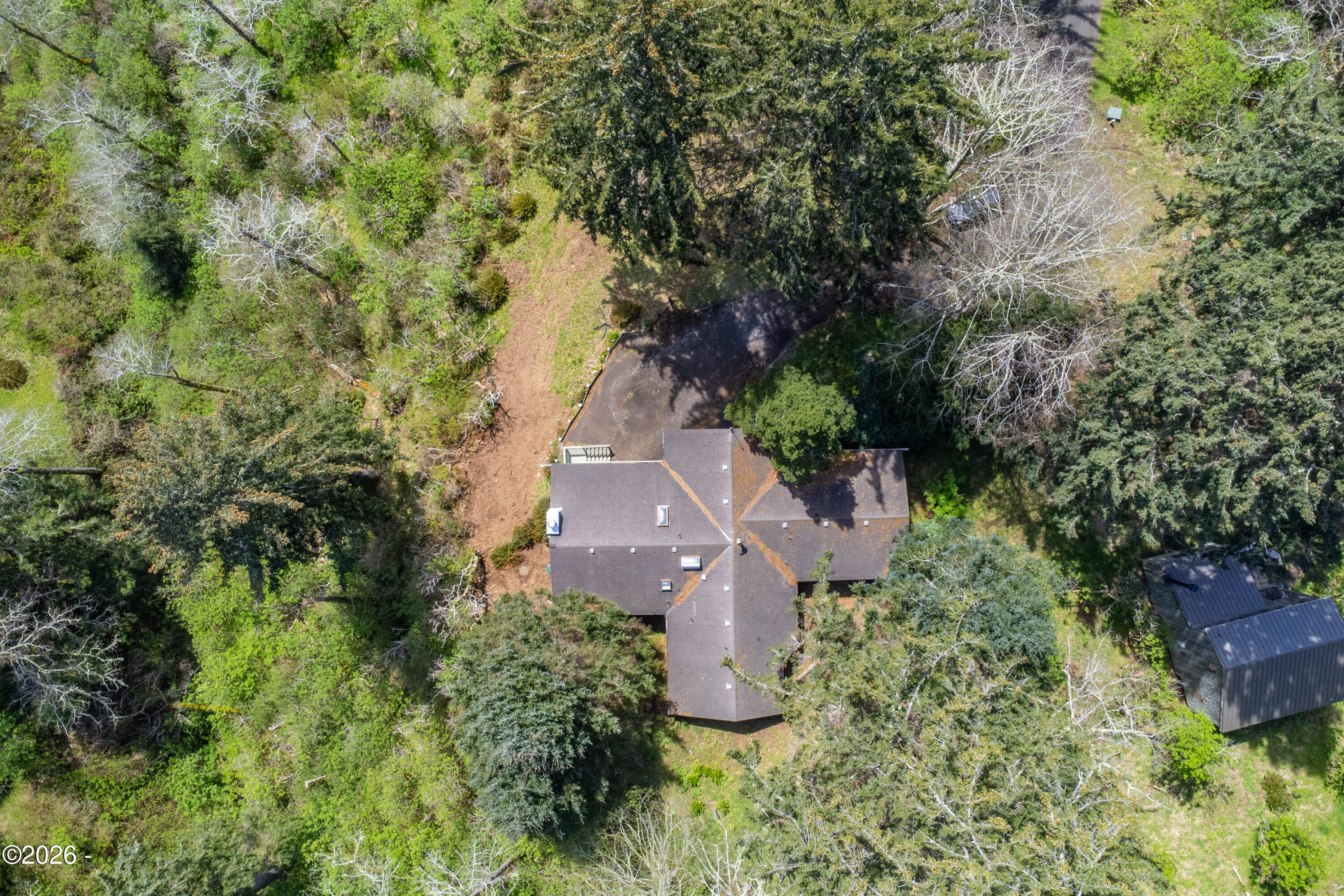 2815 East Slope Road Otis, OR 97368 - Photo 39 of 43 2815 E Slope (exterior)-7