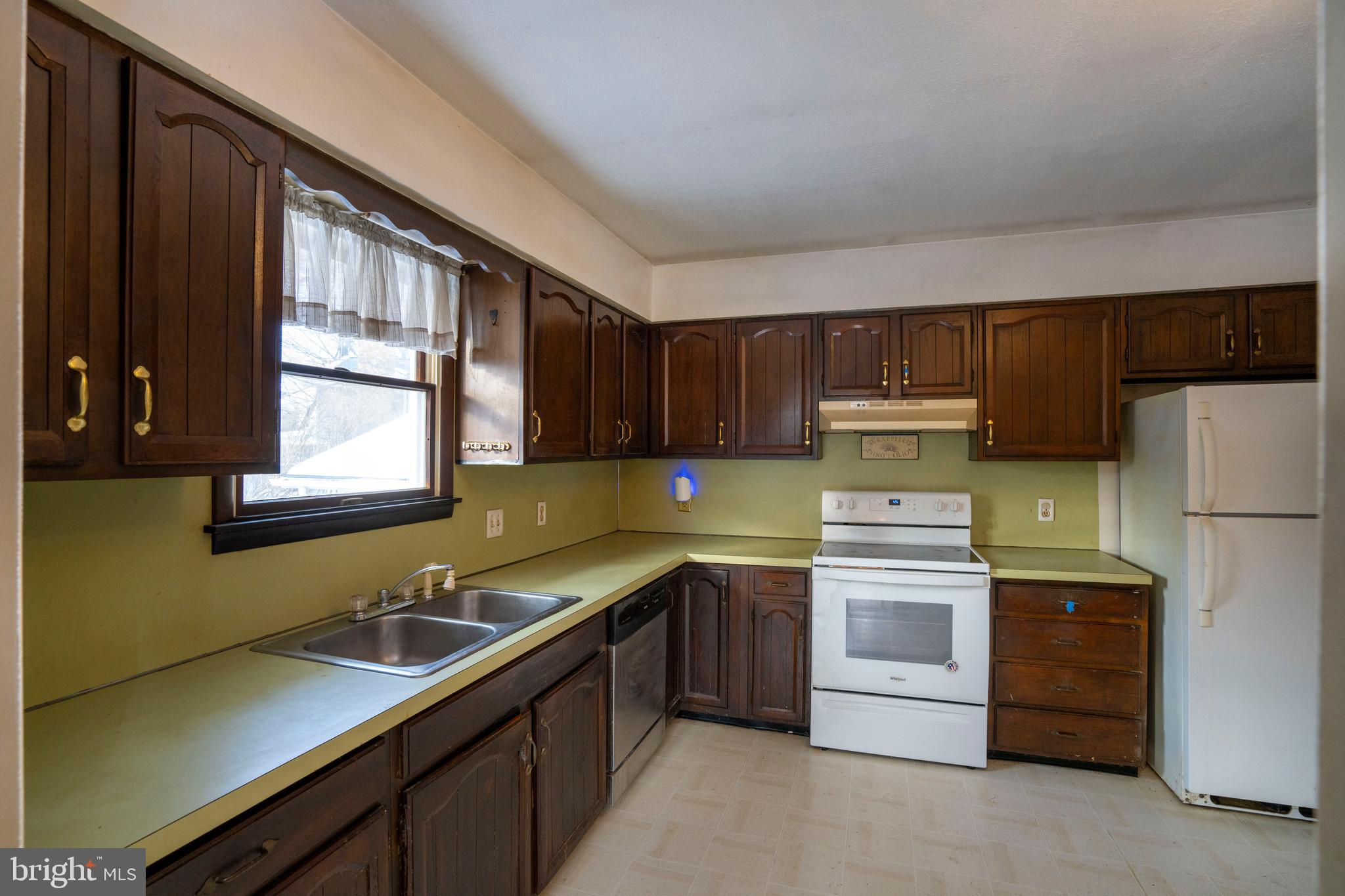 341 Koebner Circle State College, PA 16801 - Photo 25 of 52