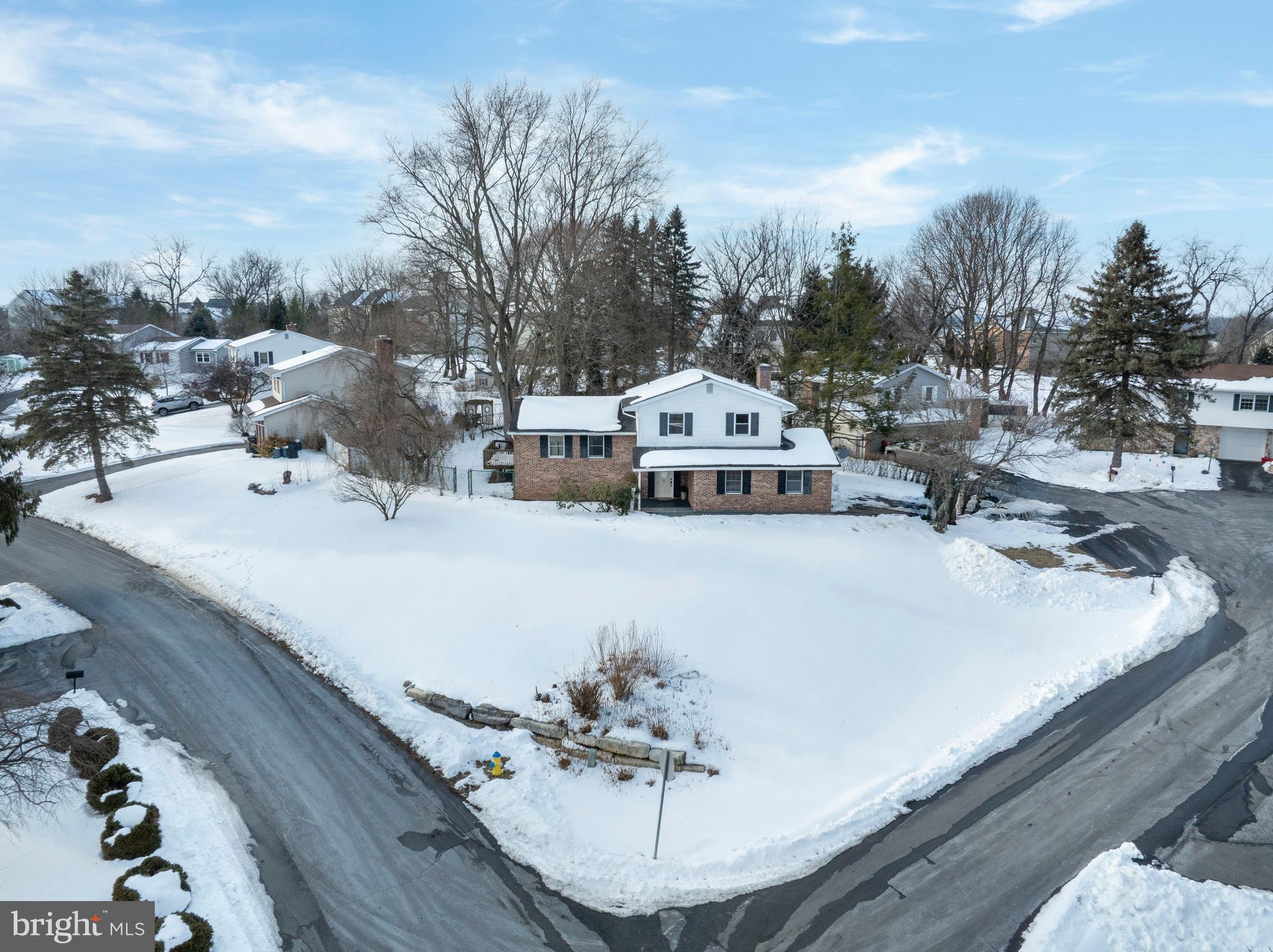 341 Koebner Circle State College, PA 16801 - Photo 4 of 52