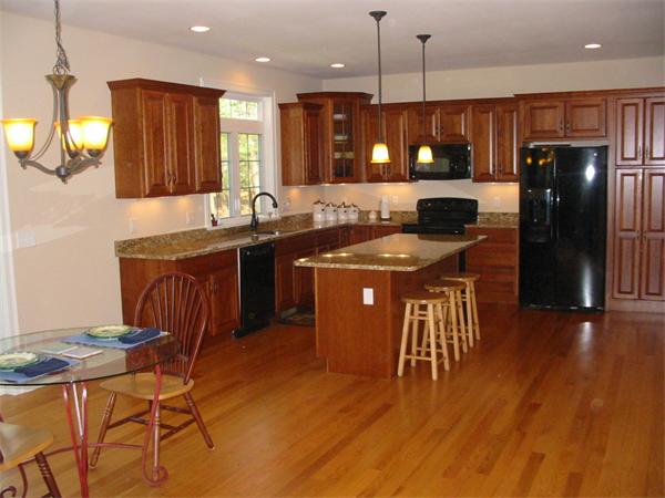 12 Fox Run Easthampton, MA 01027 - Photo 3 of 22
