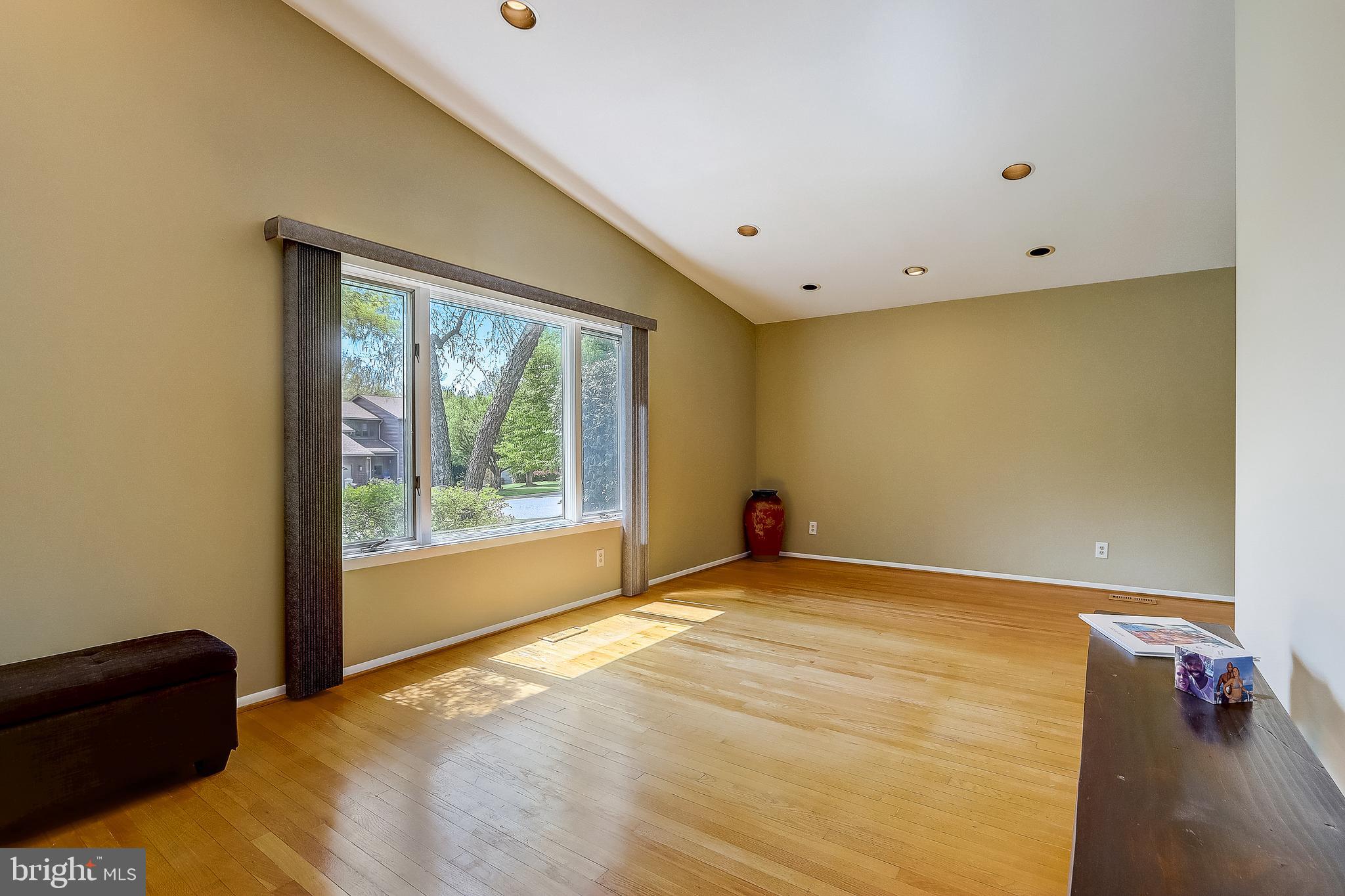 3738 Spring Lake Lane Owings Mills, MD 21117 - Photo 5 of 49