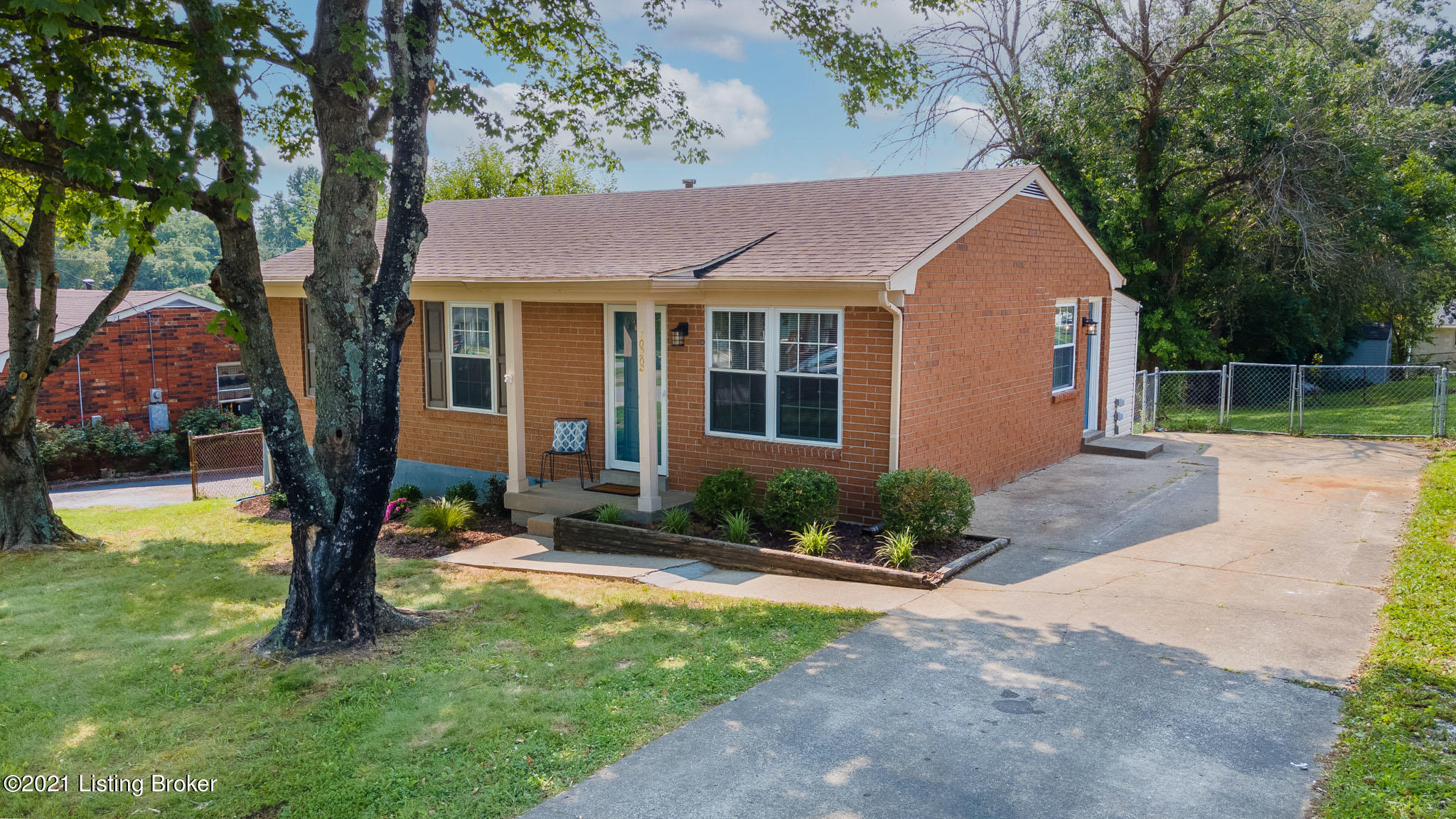 10204 Rod N Reel Road Louisville, KY 40229 - Photo 10 of 25 10204 Rod N Reel Rd