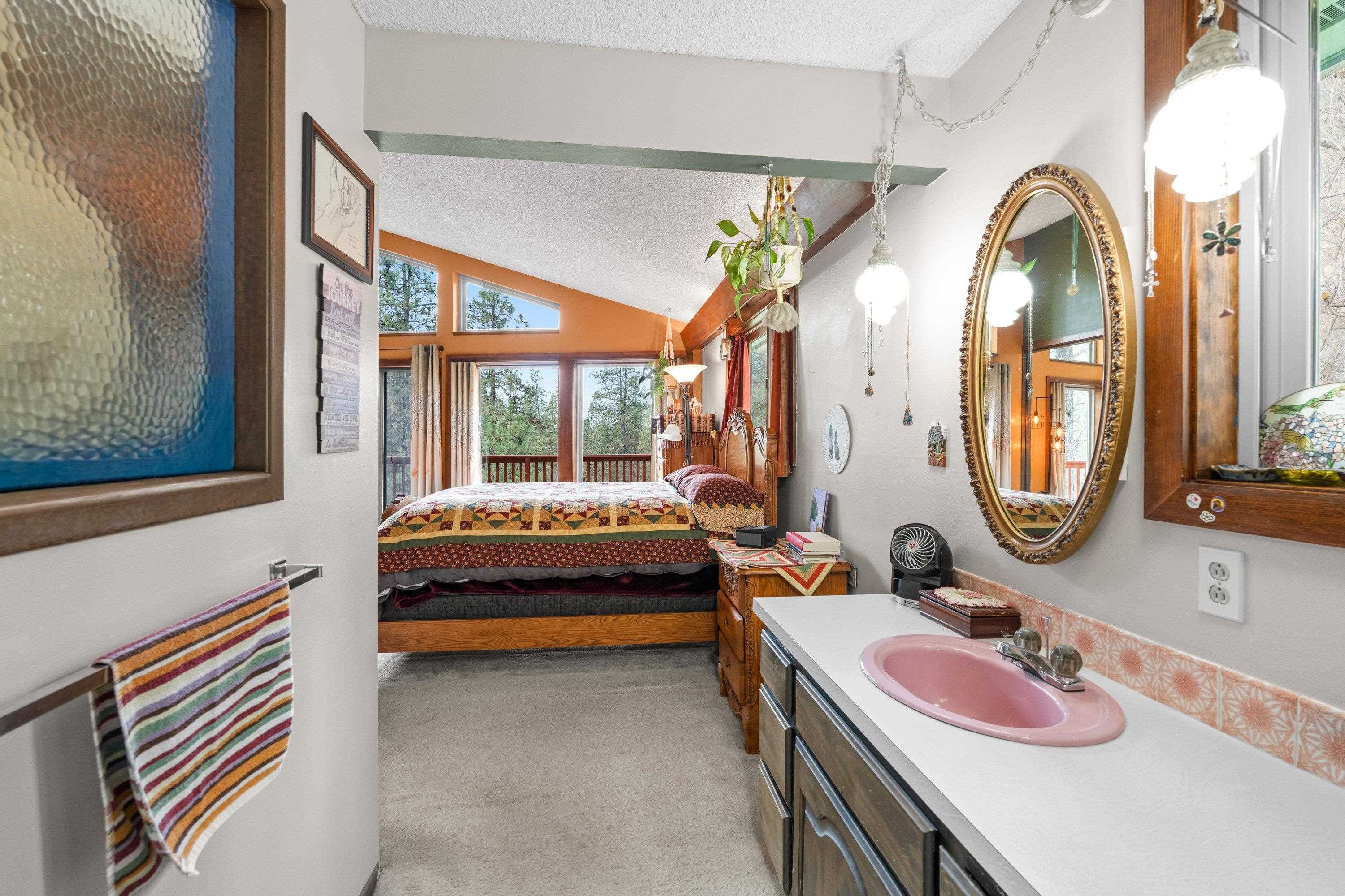 32302 North Hardesty Road Chattaroy, WA 99003 - Photo 18 of 50