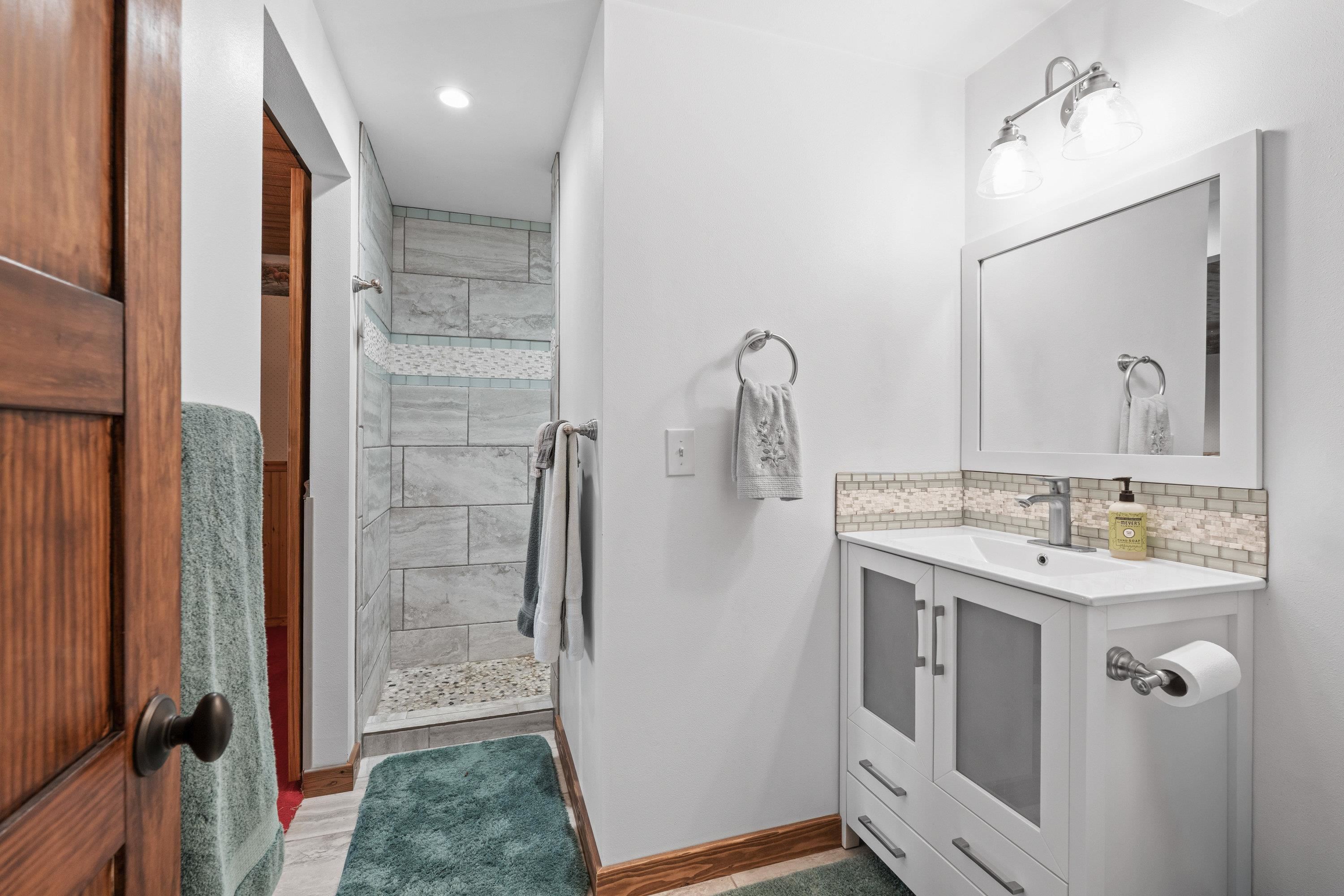 32302 North Hardesty Road Chattaroy, WA 99003 - Photo 26 of 50