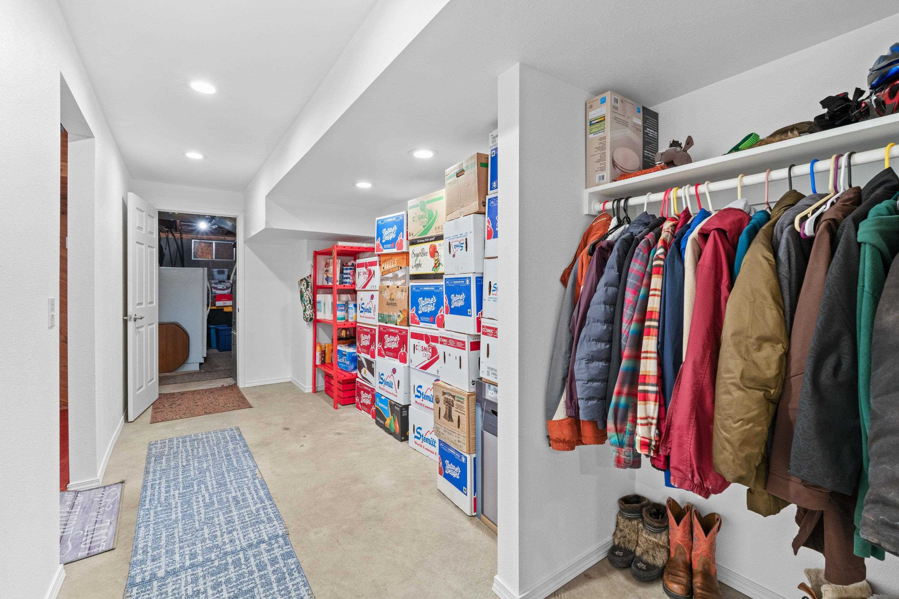 32302 North Hardesty Road Chattaroy, WA 99003 - Photo 32 of 50