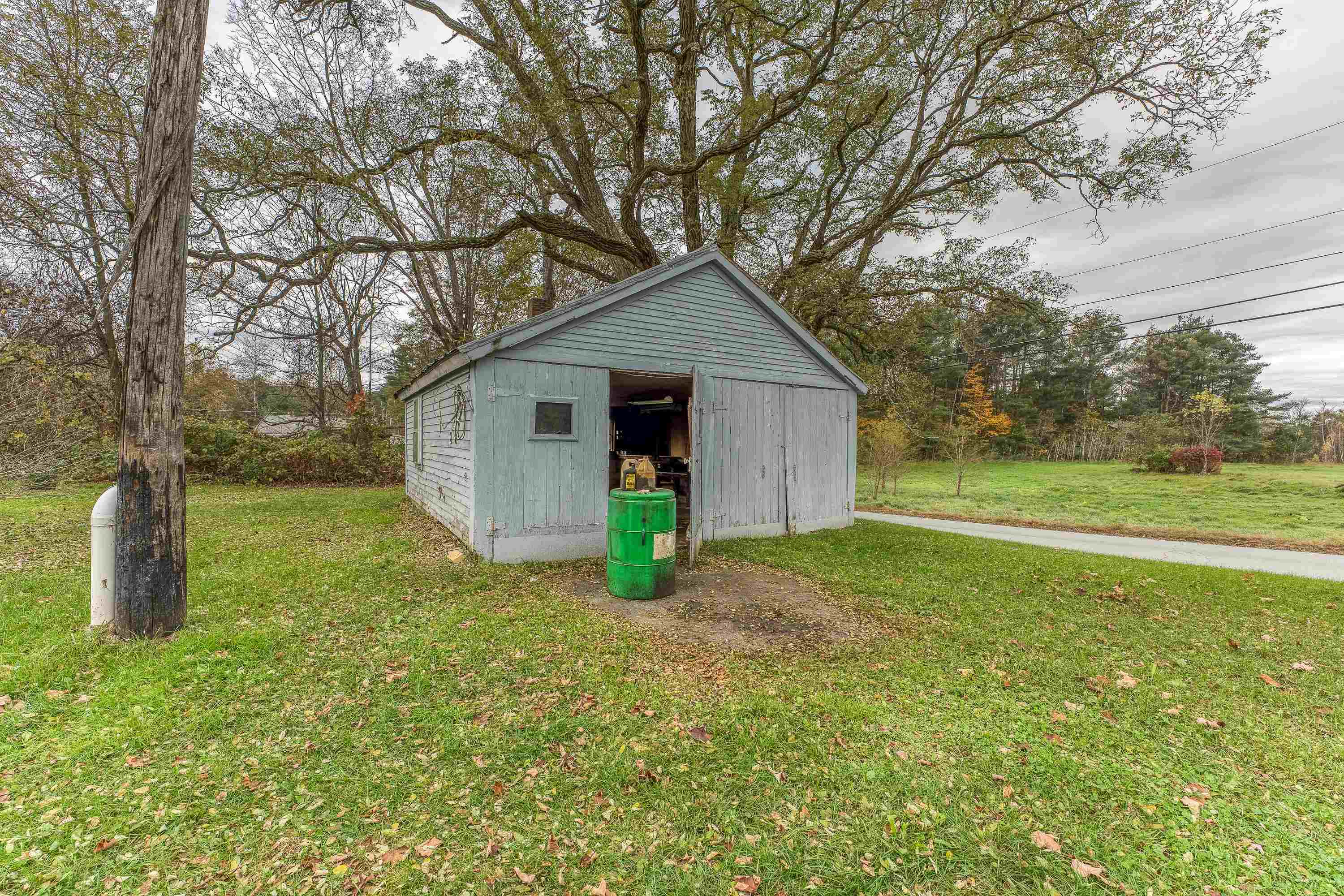 335 Brushwood Road Haverhill, NH 03774 - Photo 12 of 37