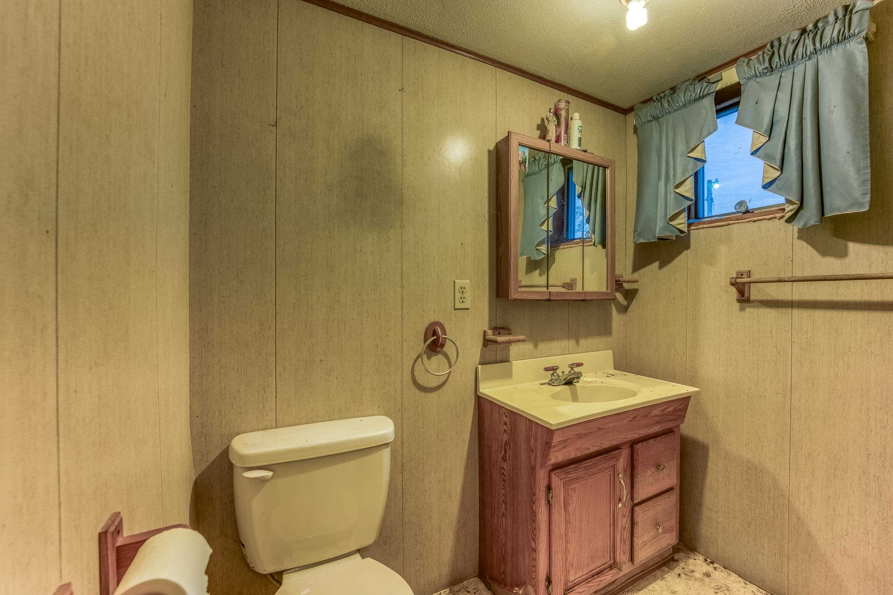 335 Brushwood Road Haverhill, NH 03774 - Photo 27 of 37