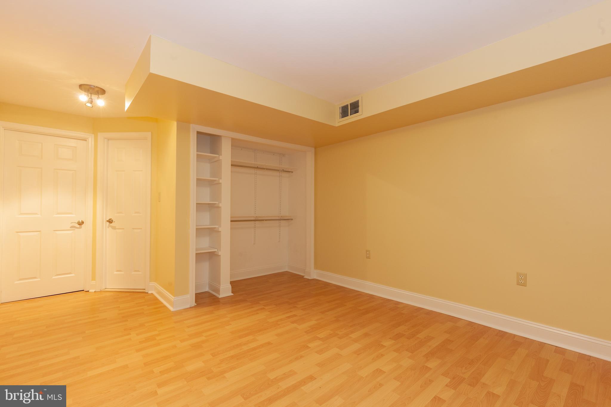 8528 Springfield Oaks Drive Springfield, VA 22153 - Photo 35 of 41 Gallery Image 35