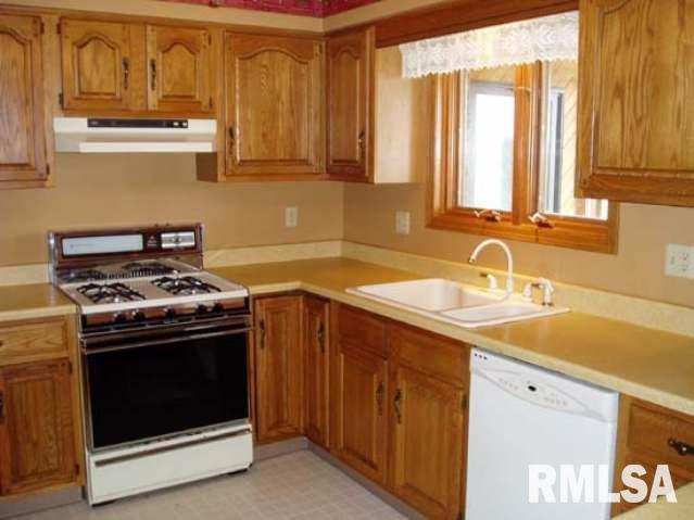 20 Oak Grove Road Geneseo, IL 61254 - Photo 8 of 9 Gallery Image 8