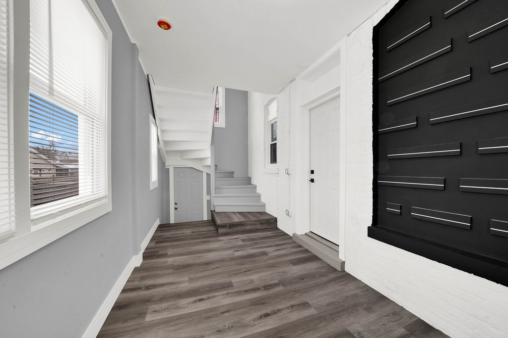 6607 South Oakley Avenue Chicago, IL 60636 - Photo 20 of 32 a view of an entryway with wooden floor