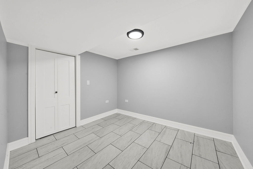 6607 South Oakley Avenue Chicago, IL 60636 - Photo 23 of 32 a view of an empty room