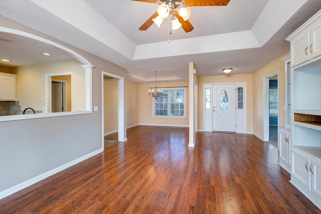 404 Continental Road Sumter, SC 29154 - Photo 4 of 38 Gallery Image 4