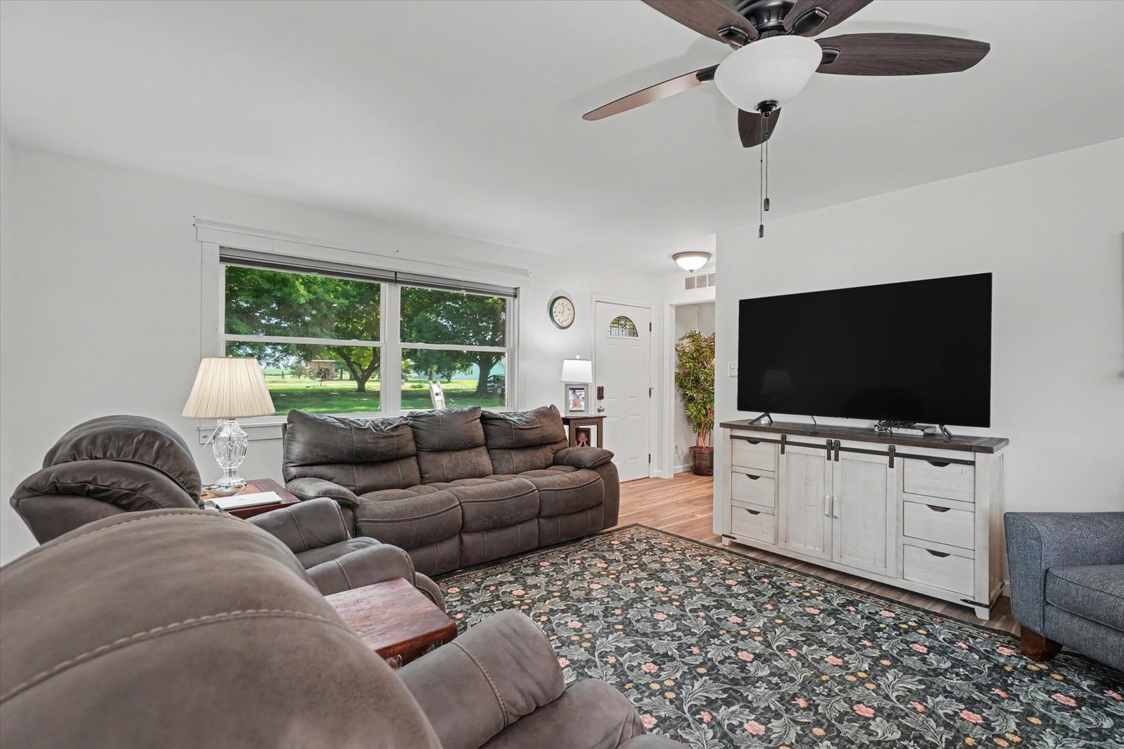 1413 East 2950 North Road Mahomet, IL 61853 - Photo 7 of 51