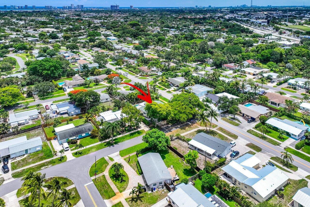 701 Gumtree Road North Palm Beach, FL 33408 - Photo 41 of 44 041-701GumtreeRoad-NorthPalmBeach-FL-334