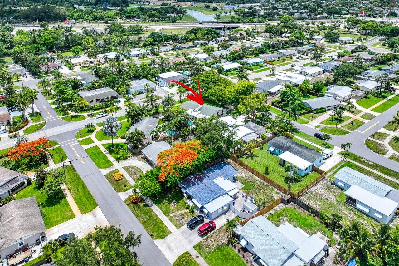 701 Gumtree Road North Palm Beach, FL 33408 - Photo 43 of 44 045-701GumtreeRoad-NorthPalmBeach-FL-334