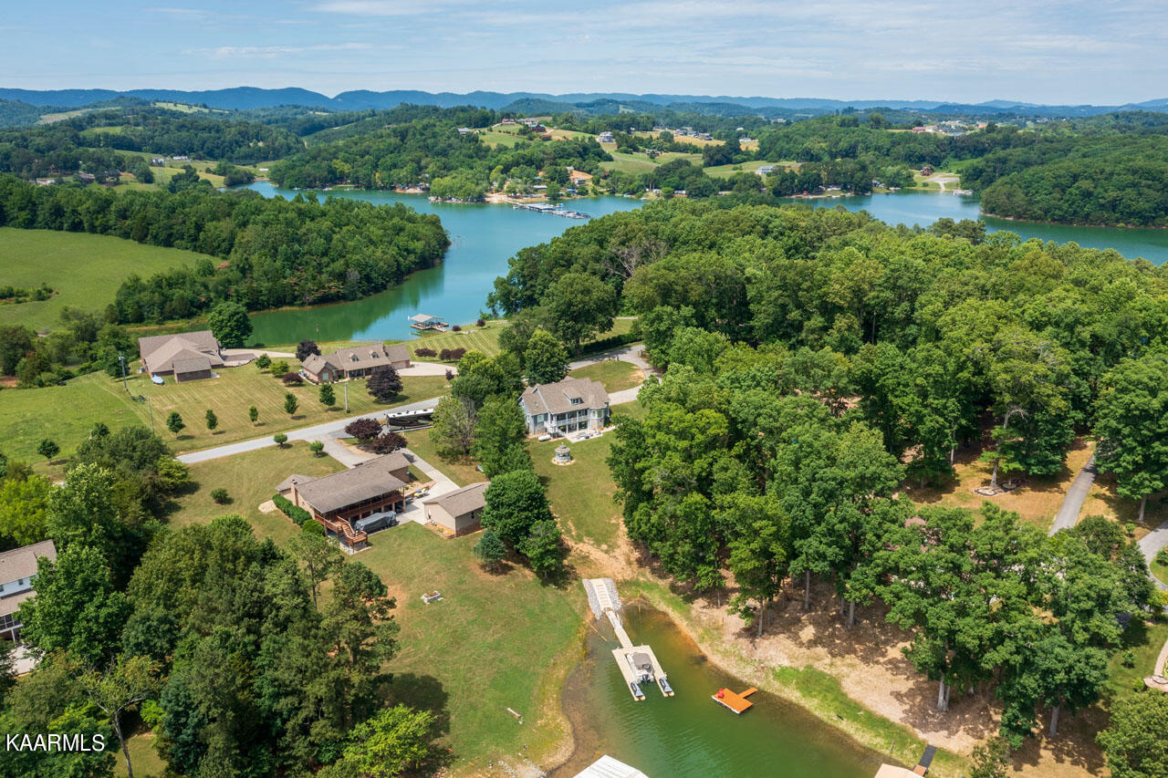 312 7 Oaks Drive Rutledge, TN 37861 - Photo 19 of 57 312 Seven Oaks 6