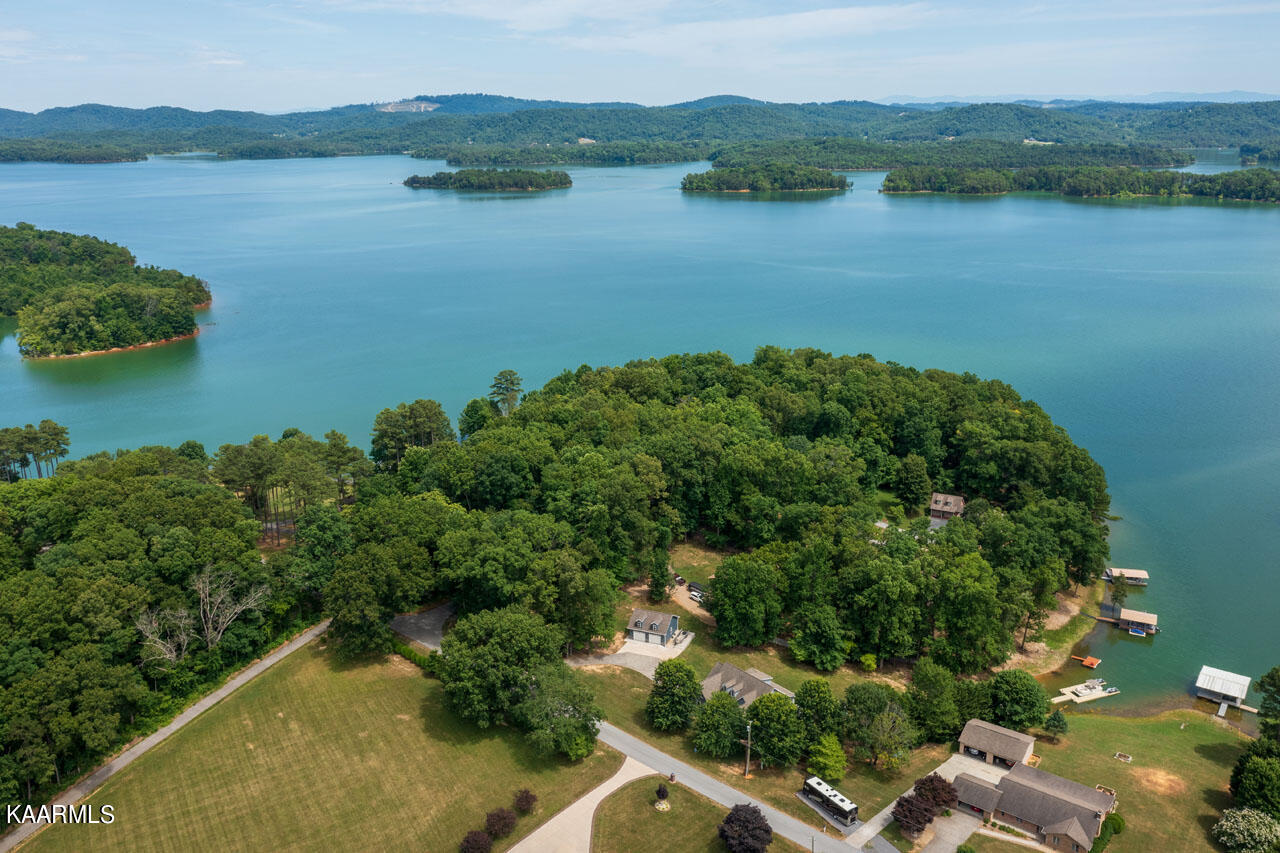 312 7 Oaks Drive Rutledge, TN 37861 - Photo 21 of 57 312 Seven Oaks 10