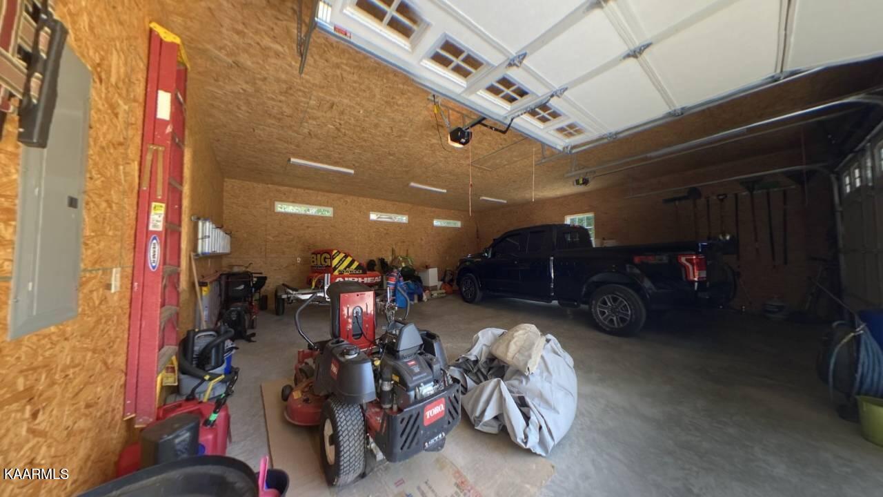 312 7 Oaks Drive Rutledge, TN 37861 - Photo 25 of 57 Garage_20220617011659