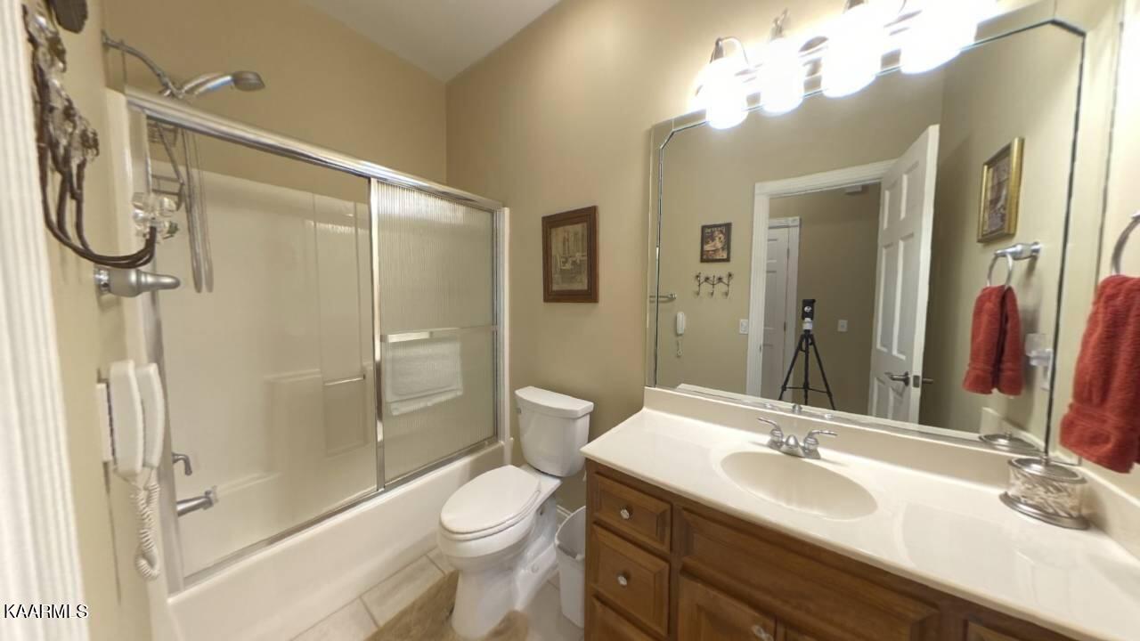 312 7 Oaks Drive Rutledge, TN 37861 - Photo 32 of 57 Bathroom_20220617010405