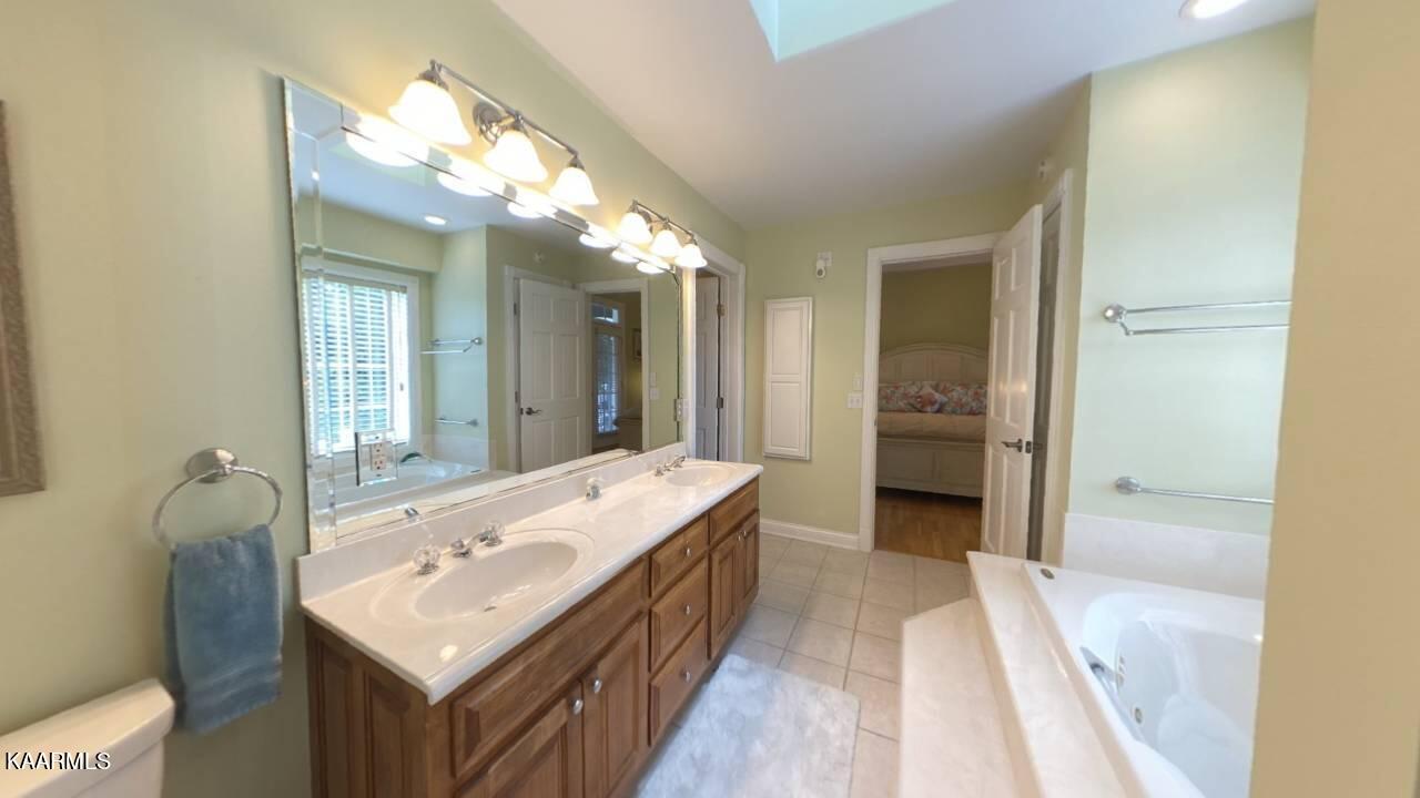 312 7 Oaks Drive Rutledge, TN 37861 - Photo 37 of 57 Primary Bathroom_20220617010542