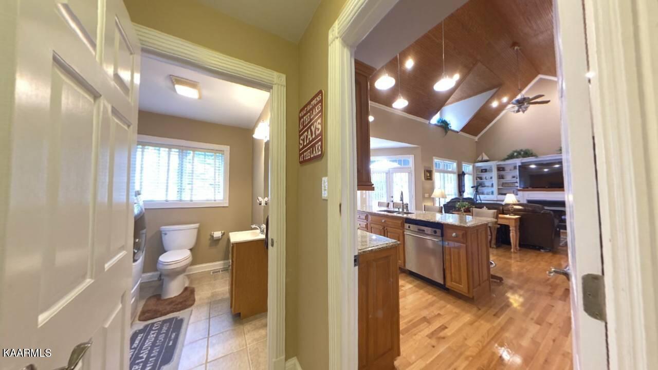 312 7 Oaks Drive Rutledge, TN 37861 - Photo 50 of 57 Hallway_20220617011028