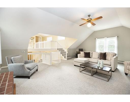 81 R Summer Street Hingham, MA 02043 - Photo 6 of 34 Gallery Image 6
