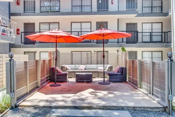 $975 | 2800 Douglas Avenue, Unit 317, Dallas, TX 75219