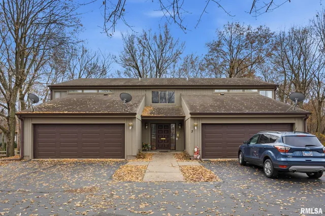 $164,500 | 2200 36th Street, Unit 3C, Rock Island, IL 61201