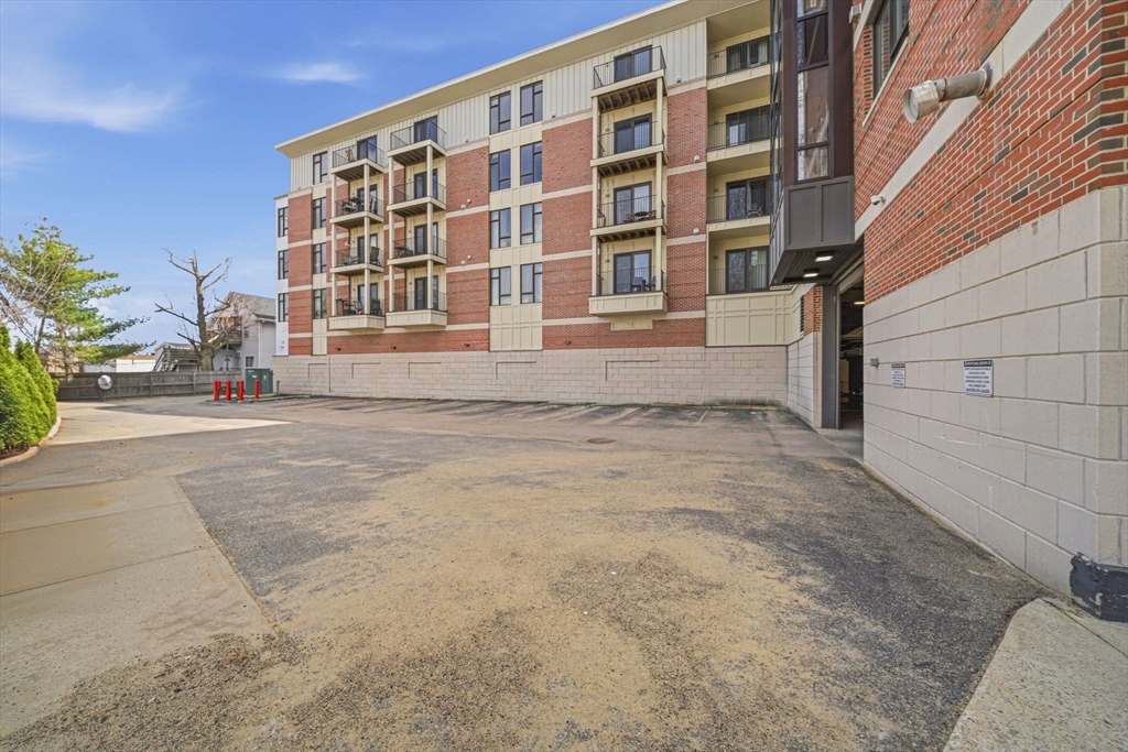 533 Cambridge Street, Unit 105 Boston, MA 02134 - Photo 33 of 42