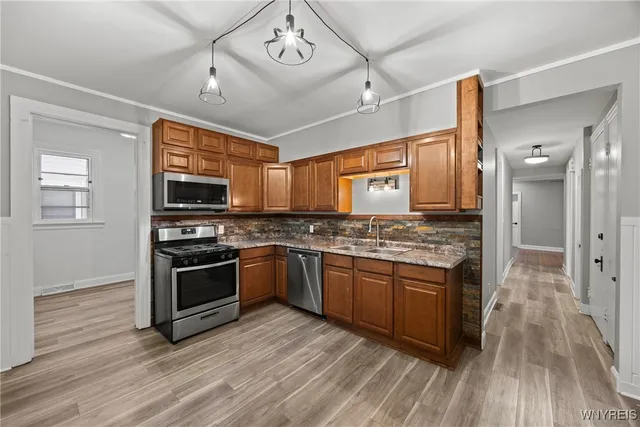 $2,100 | 522 West Ferry Street, Unit 1, Buffalo, NY 14222