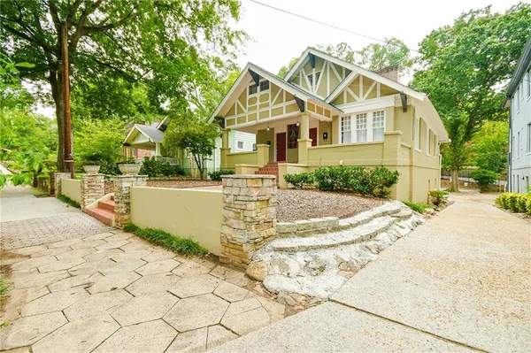 $2,450 | 327 4th Street Northeast, Unit B, Atlanta, GA 30308