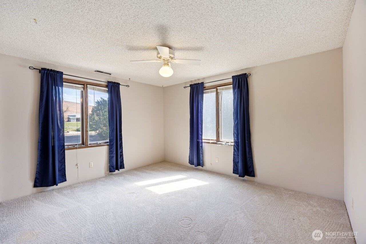 5207 Painted Hills Road Ephrata, WA 98823 - Photo 24 of 40
