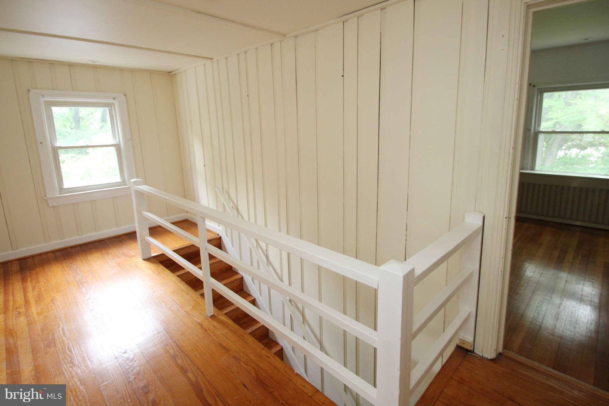 1812 Powder Mill Road Silver Spring, MD 20903 - Photo 13 of 23 Upper level hall