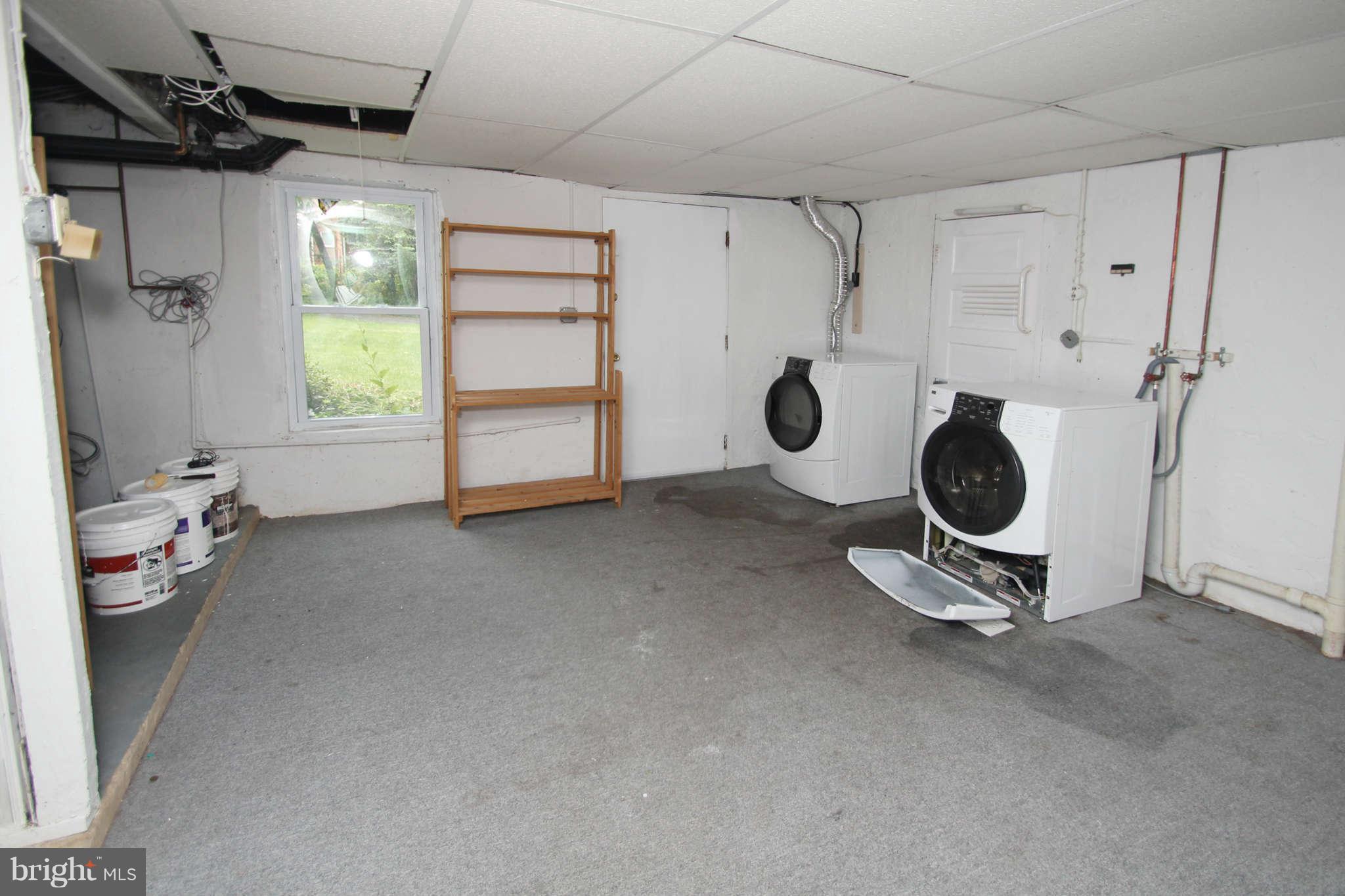 1812 Powder Mill Road Silver Spring, MD 20903 - Photo 19 of 23 Laundry