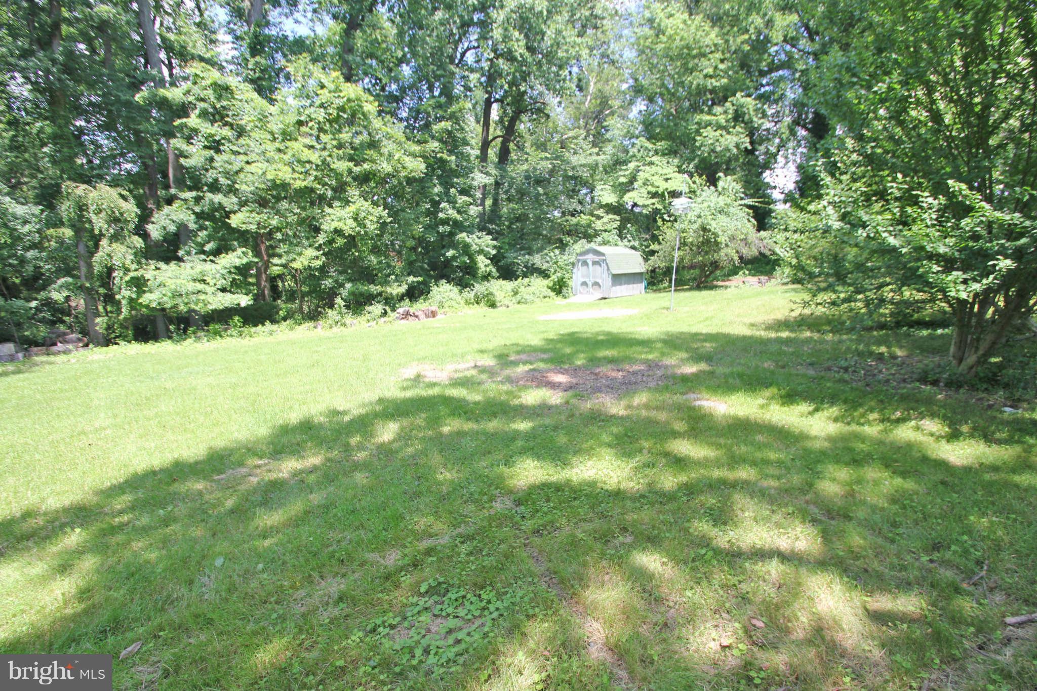 1812 Powder Mill Road Silver Spring, MD 20903 - Photo 22 of 23 Yard