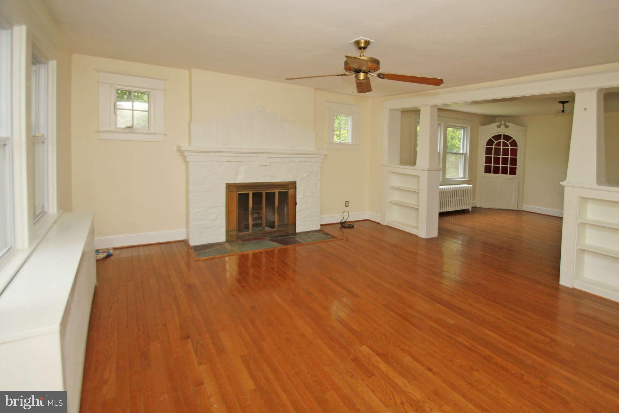 1812 Powder Mill Road Silver Spring, MD 20903 - Photo 7 of 23 Living Room