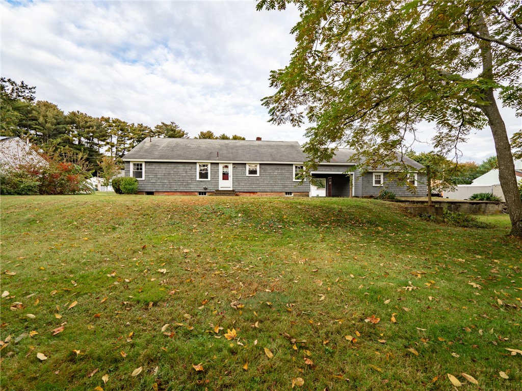 18 Lowell Street Coventry, RI 02816 - Photo 16 of 45