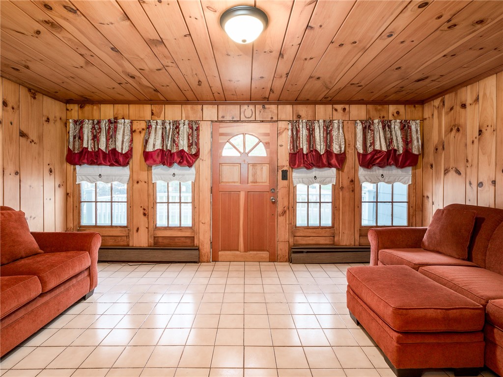 18 Lowell Street Coventry, RI 02816 - Photo 42 of 45