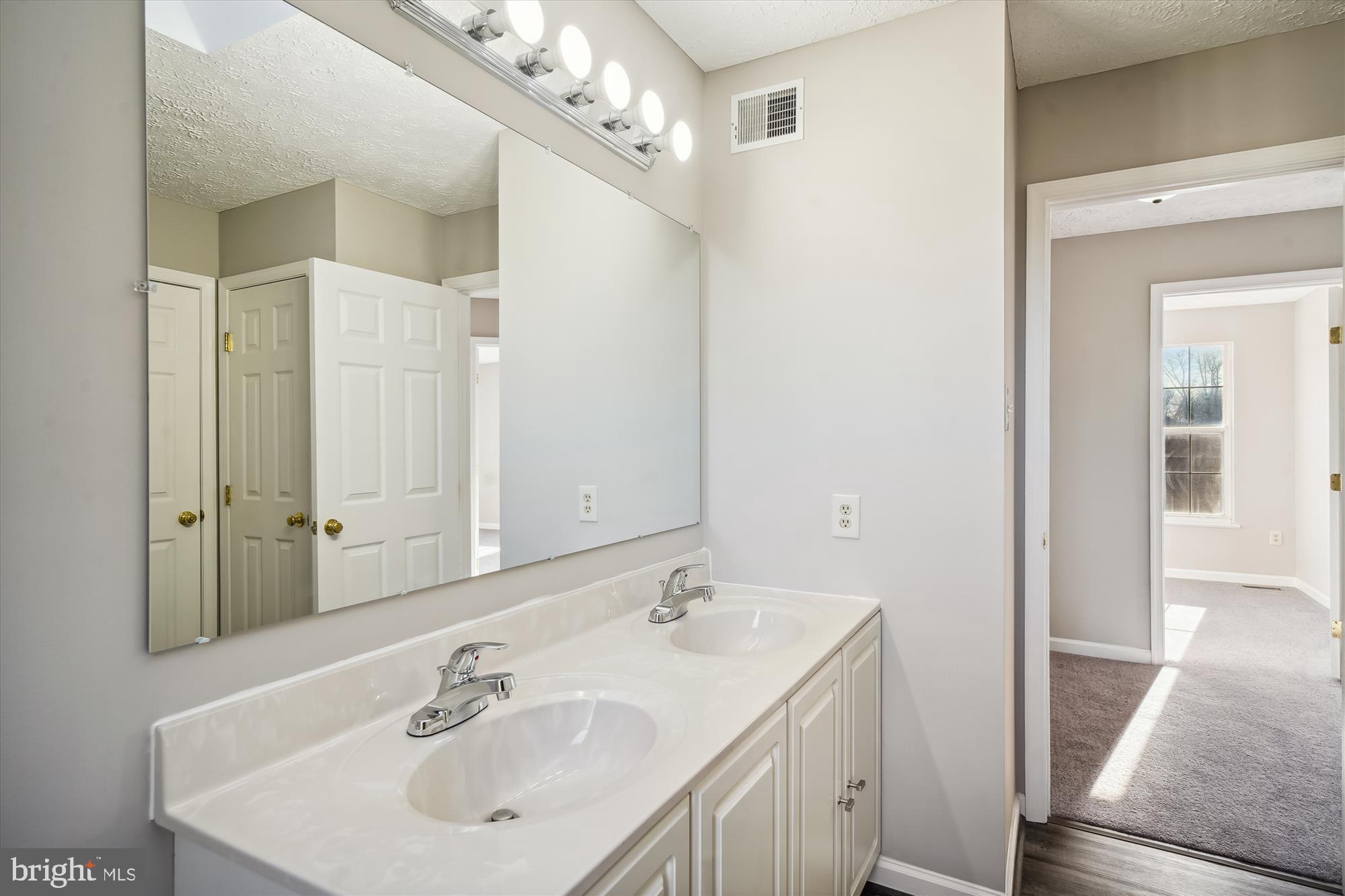 6125 Samuel Road New Market, MD 21774 - Photo 31 of 89 Bathroom 1