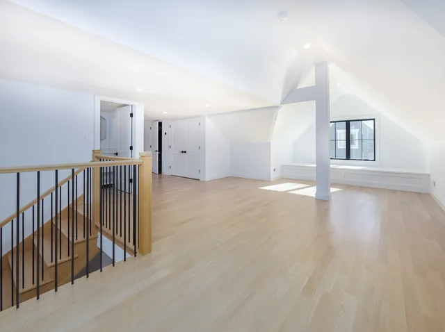 $2,849,000 | 410 Prairie Avenue, Wilmette, IL 60091