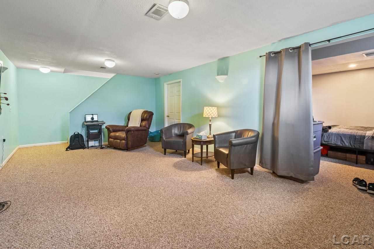 3101 Cobblestone Ridge Tecumseh, MI 49286 - Photo 24 of 36 50072249-23.JPG