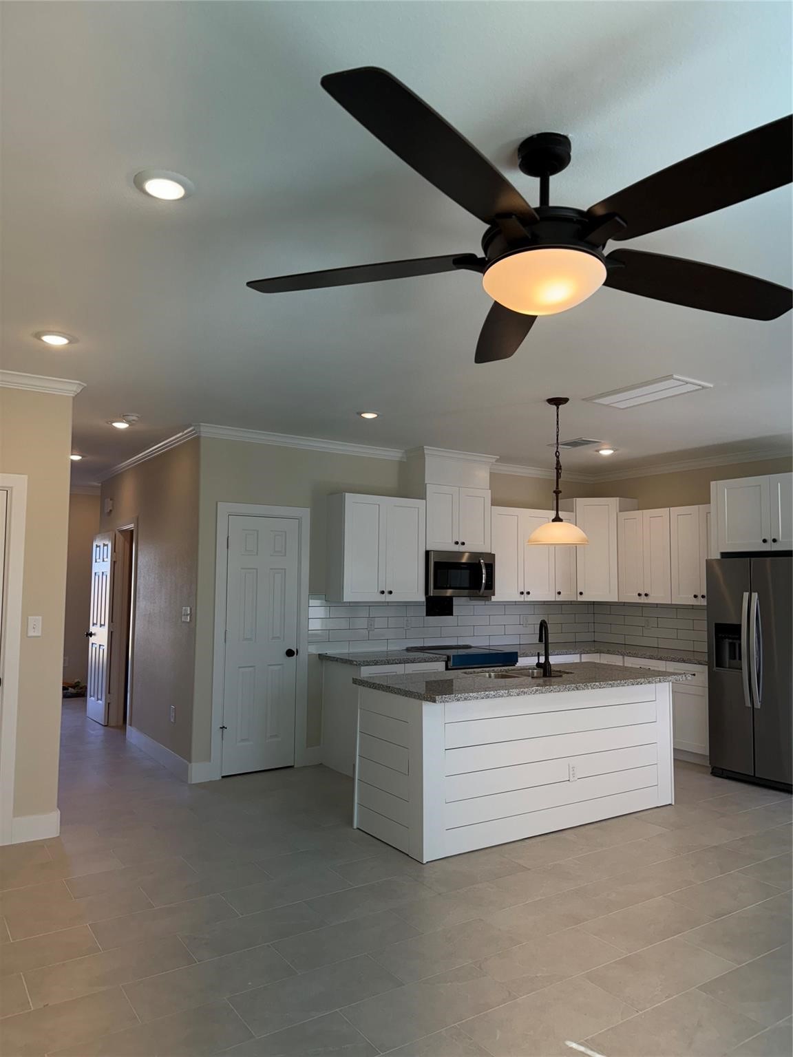 8522 Viterbo Road, Unit A Beaumont, TX 77705 - Photo 19 of 28 Gallery Image 19