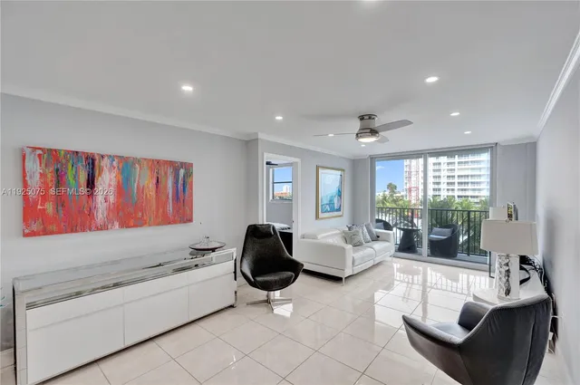 $5,400 | 9273 Collins Avenue, Unit 407, Surfside, FL 33154