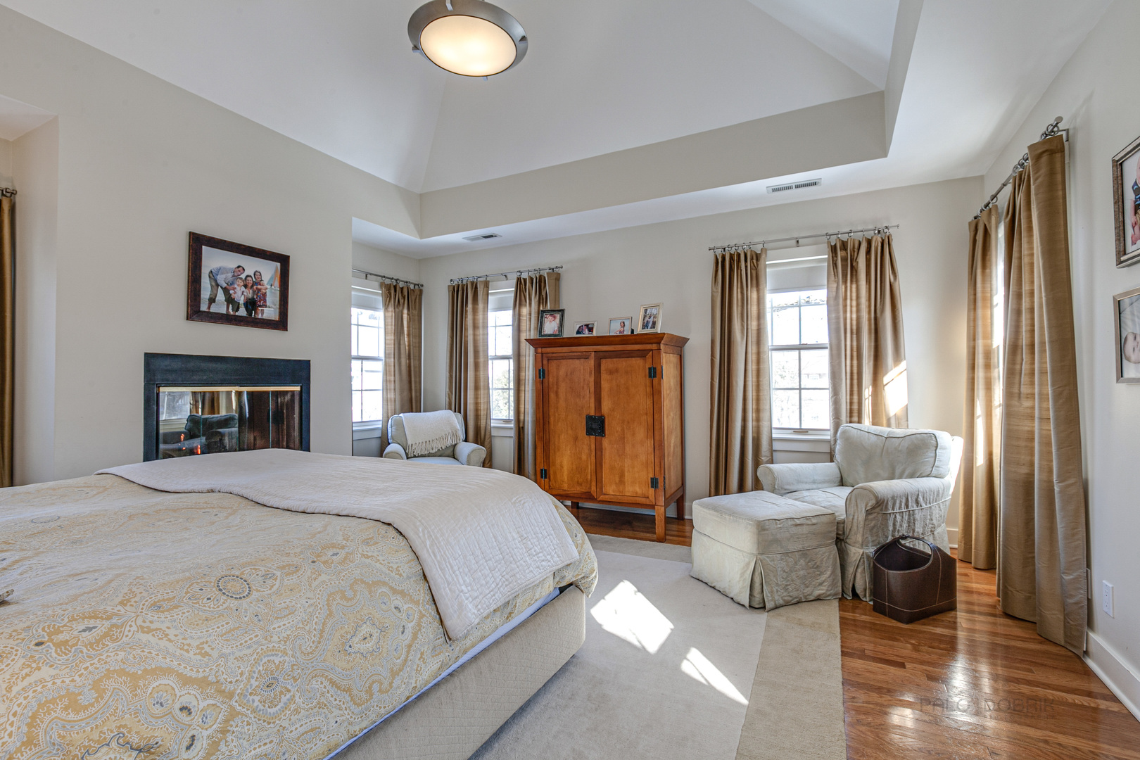 561 Elder Lane Winnetka, IL 60093 - Photo 17 of 30