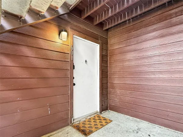 $62,000 | 12905 Woodforest Boulevard, Unit 601, Houston, TX 77015
