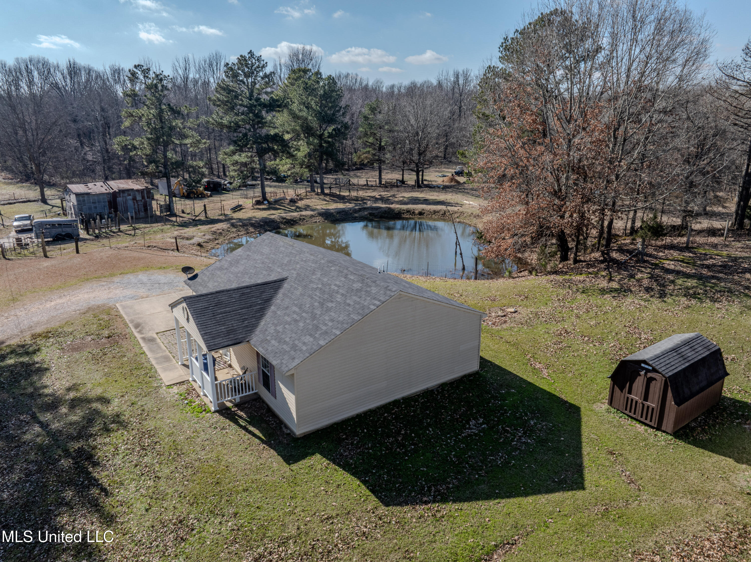 3305 North Robertson Road Nesbit, MS 38651 - Photo 5 of 36 robertson-19